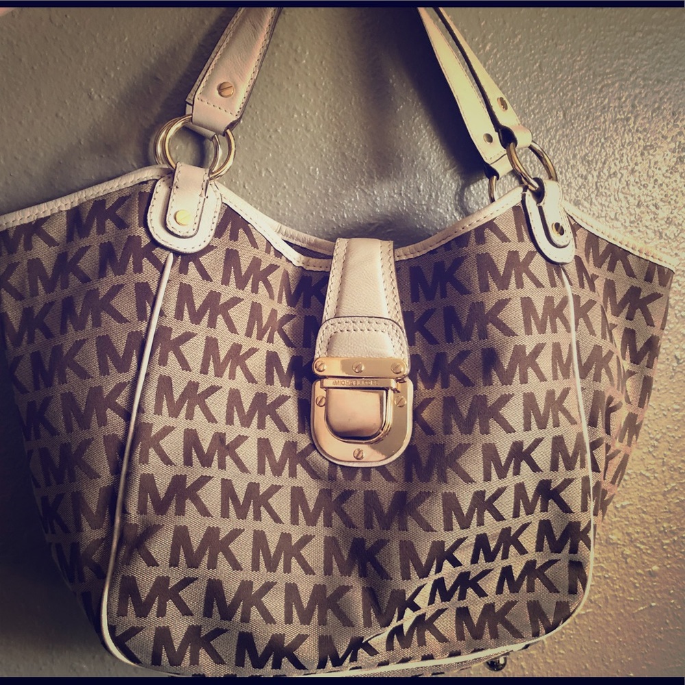 MICHAEL KORS bag